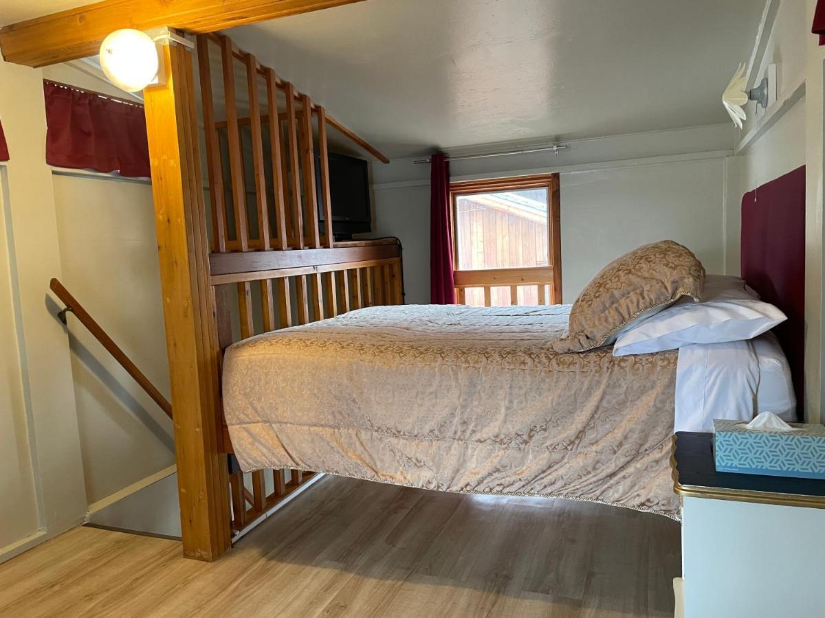 Luna Bed & Breakfast Grand Forks Eksteriør bilde