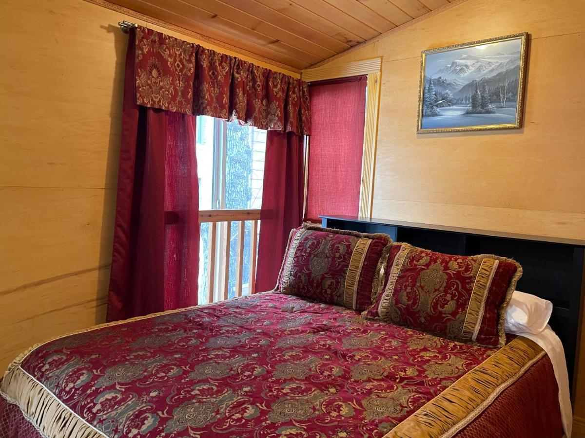 Luna Bed & Breakfast Grand Forks Eksteriør bilde